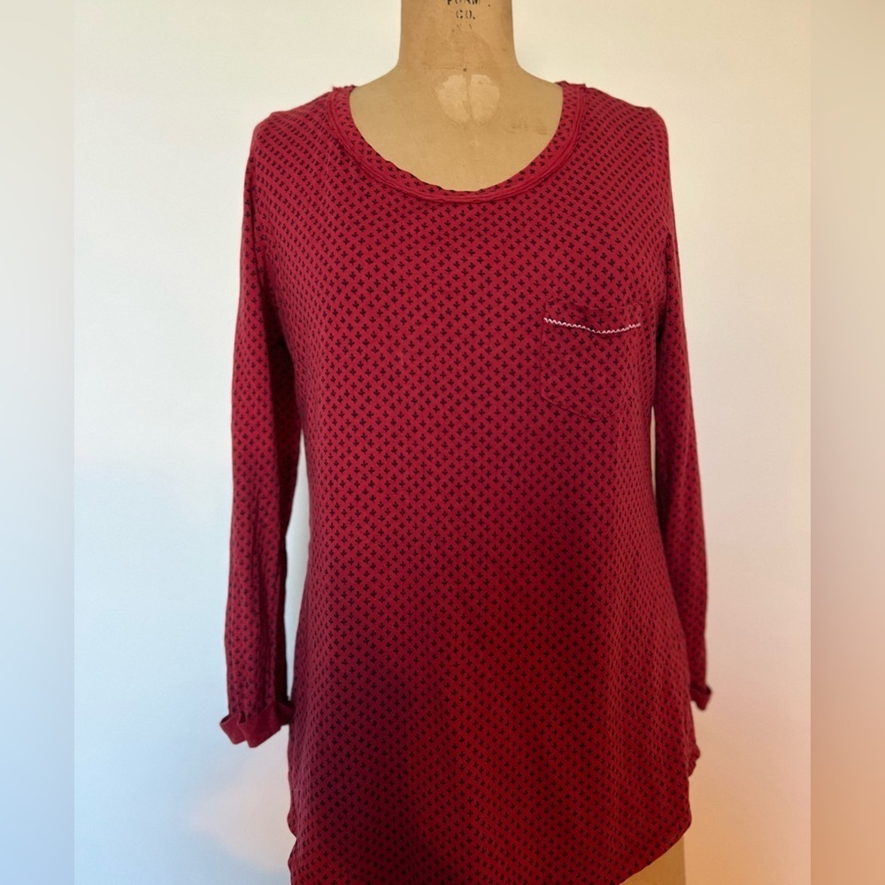 Anthropologie med. T.La pullover red top with sm. pocket and little black detail